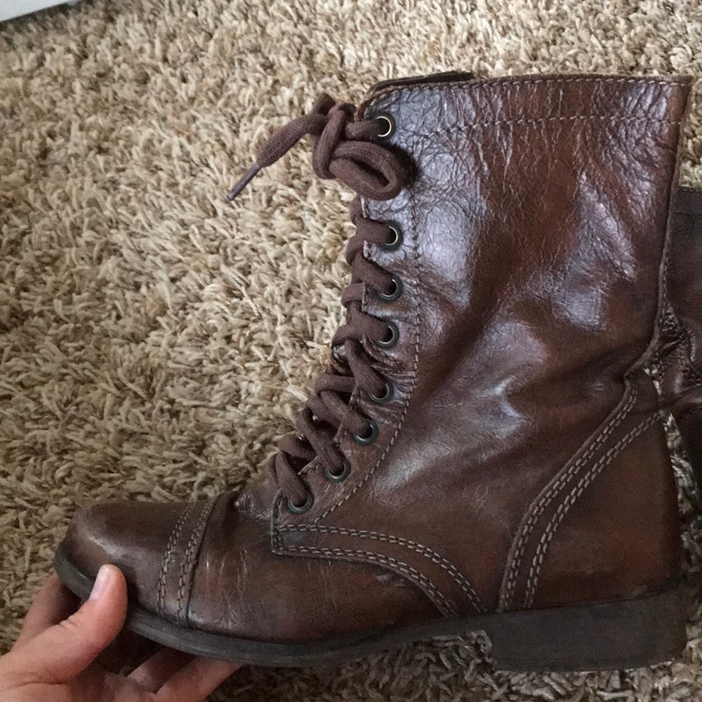 Brown leather troopa lace up combat boots